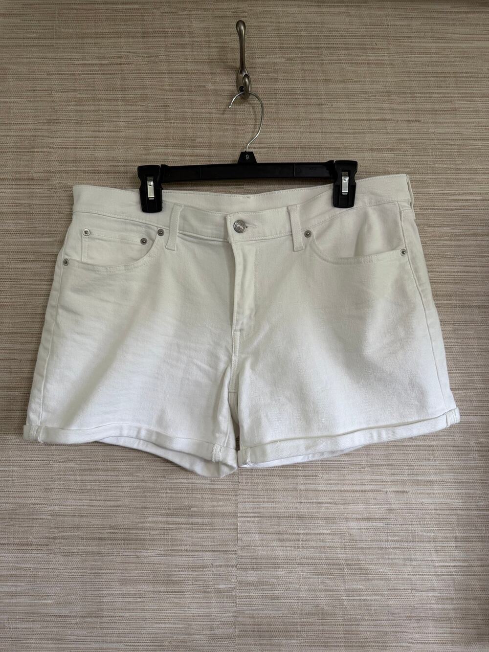 Levi's White Denim Shorts women's size 33
